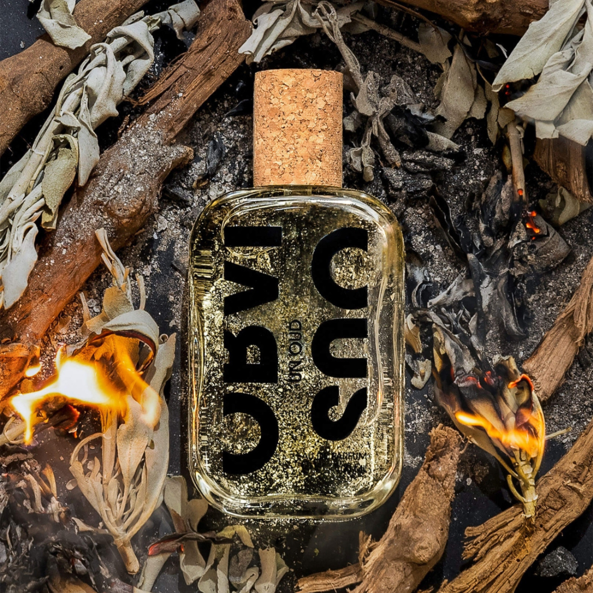 Un Oud Eau de Parfum