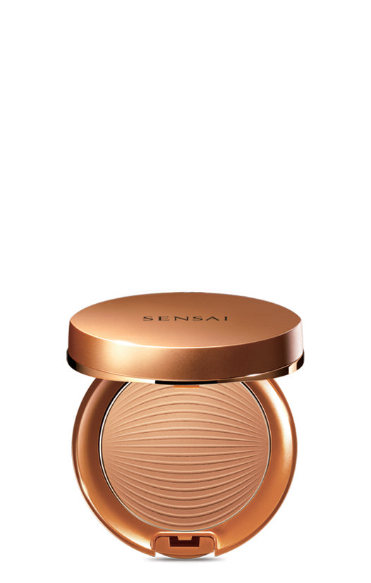 Silky Bronze Sun Protective Compact SC01 Light
