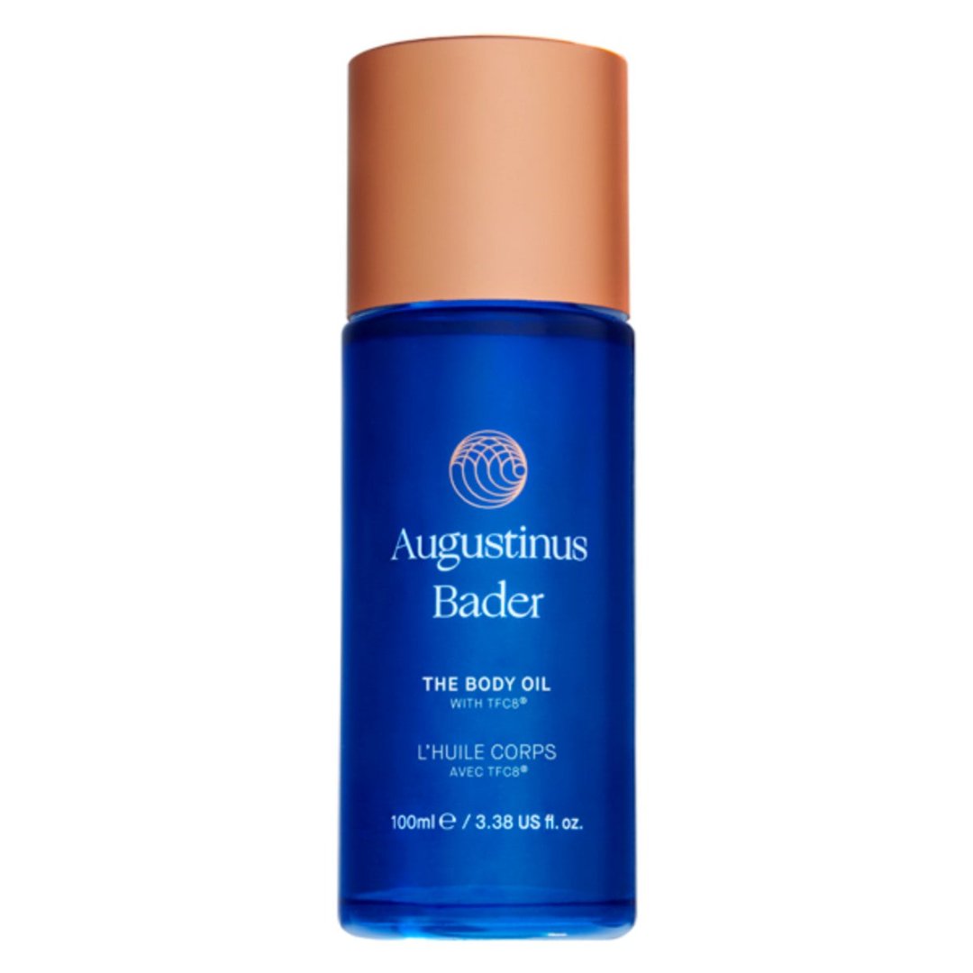 Augustinus Bader Anwendung von The Body Oil, The Body Oil Flasche, Glatte und straffe Haut nach Anwendung von The Body Oil