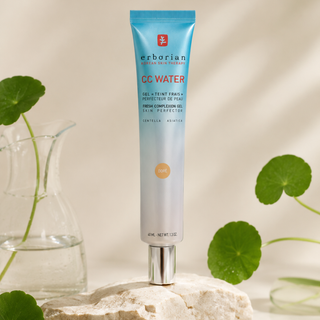 CC Water Crème Doré  SPF 25